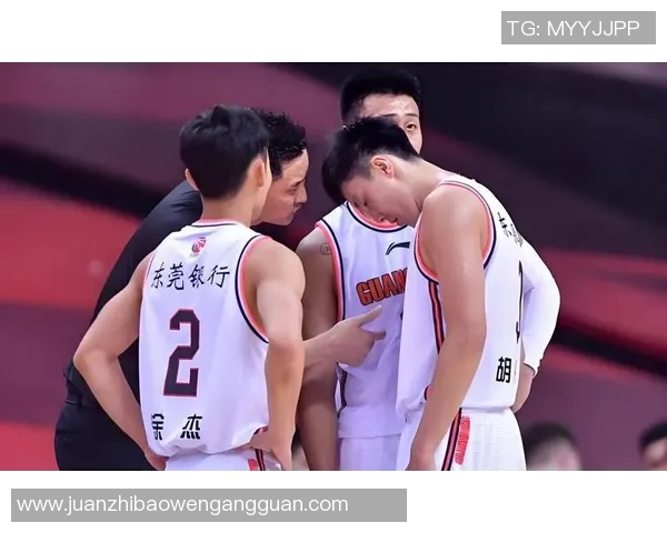 赛后分析：成都篮球队与深圳篮球队的实力对决与战术较量